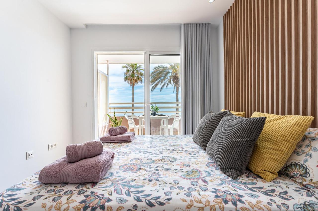 Beach Front Holiday Studio Fuengirola Esterno foto